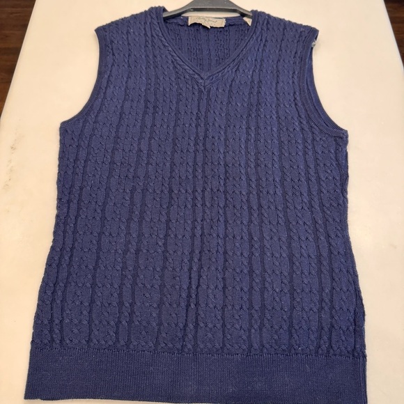Bobby Jones Women’s Cable Knit Sweater Vest Navy Medium V neck Golf Sport - Picture 8 of 8